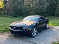 Second-hand Ford Mustang 309 CP (227 kW) 2011 Negru Coupe