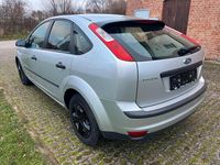 Gebraucht Ford Focus Trend 101 PS (74 kW) 2005 Limousine