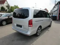 Gebraucht Mercedes V220 163 PS (119 kW) 2017 Silber Van / Kleinbus