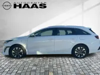 Gebraucht Kia Ceed Spirit 141 PS (103 kW) 2023 (wd) cararraweiss (metallic) Kleinwagen