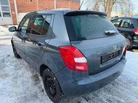 Gebraucht Skoda Fabia 60 PS (44 kW) 2010 Grau Kleinwagen