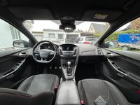 Gebraucht Ford Focus ST-Line 140 PS (102 kW) 2018 Grau Limousine