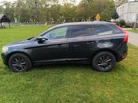 Gebraucht Volvo XC60 163 PS (119 kW) 2022 Schwarz SUV