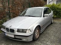 Gebraucht BMW 316 116 PS (85 kW) 2000 Silber Coupé