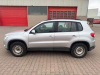 Gebraucht VW Tiguan Trendline 122 PS (89 kW) 2011 Silber SUV