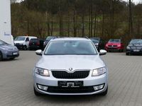 gebraucht Skoda Octavia Combi Edition 1.4L Sitzhz ALU Klimaaut-k