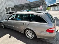 Gebraucht Mercedes E320 Avantgarde 224 PS (164 kW) 2006 Andere farben Kombi