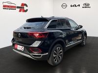 Neu VW T-Roc Style 150 PS (110 kW) 2025 Deep black perleffekt SUV