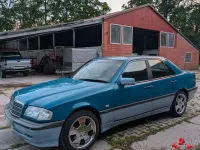 Gebraucht Mercedes C180 Classic 122 PS (89 kW) 2000 Blau Limousine