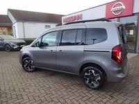 Neu Nissan Townstar Tekna 131 PS (96 kW) 2025 Grau Kombi