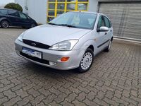 Gebraucht Ford Focus 101 PS (74 kW) 2001 Silber Limousine