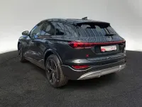 Gebraucht Audi SQ6 e-tron Comfort 359 kW (489 PS) 2025 Manhattangrau metallic SUV