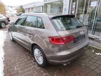 Gebraucht Audi A3 Ambiente 125 PS (91 kW) 2016 Grau Limousine