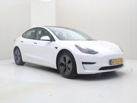 Gebraucht Tesla Model 3 Standard Range 225 kW (306 PS) 2021 Weiß Limousine