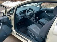 Gebraucht Ford Fiesta 80 PS (58 kW) 2009 Beige Kleinwagen