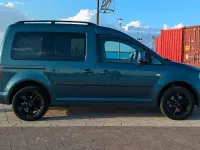 Używany VW Caddy 140 KM (102 kW) 2015 Zielony Minivan