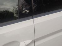 Gebraucht VW Touran Sound 150 PS (110 kW) 2017 Weiß Van / Kleinbus