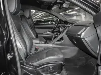 Gebraucht Jaguar E-Pace R-Dynamic 179 PS (131 kW) 2020 Santorini black SUV