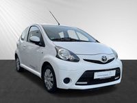 Gebraucht Toyota Aygo Cool 68 PS (50 kW) 2013 Pianosaweiß Kleinwagen
