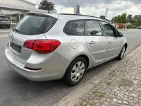 Gebraucht Opel Astra S 95 PS (69 kW) 2011 Grau Kombi