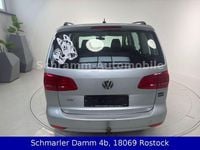 Gebraucht VW Touran Comfortline 105 PS (77 kW) 2010 Van / Kleinbus