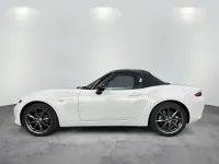 Gebraucht Mazda MX5 Sports-Line 160 PS (117 kW) 2017 Arachneweiß metallic Cabrio