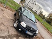 Gebraucht Renault Clio II 58 PS (42 kW) 2000 Schwarz Kleinwagen