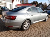 Gebraucht Skoda Superb Ambition 150 PS (110 kW) 2018 Grau Limousine