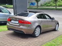 Gebraucht Jaguar XE Prestige 179 PS (131 kW) 2018 Braun Limousine