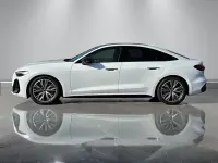 Gebraucht Audi A5 Ambiente 204 PS (150 kW) 2024 Weiß Limousine