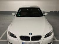 Gebraucht BMW 325 Cabriolet 197 PS (144 kW) 2009 Weiß Cabrio