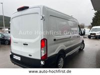 Gebraucht Ford Transit Trend 131 PS (96 kW) 2023 Frostweiß Van