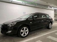 gebraucht Opel Astra Sports Tourer 1.4 LPG ecoFLEX Sport Sport
