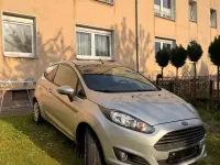 Gebraucht Ford Fiesta 101 PS (74 kW) 2014 Silber Kleinwagen