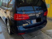 Gebraucht VW Touran 140 PS (102 kW) 2013 Blau Van / Kleinbus