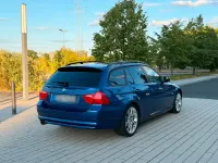 Gebraucht BMW 320 177 PS (130 kW) 2009 Blau Kombi
