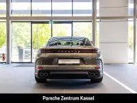 Gebraucht Porsche Panamera 470 PS (345 kW) 2025 Gruen Kleinwagen