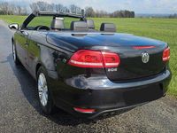 Second-hand VW Eos Basis 122 CP (89 kW) 2014 Negru Cabrio