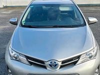 Gebraucht Toyota Auris Hybrid 136 PS (100 kW) 2014 Grau Limousine