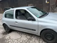 Gebraucht Renault Clio 58 PS (42 kW) 2005 Silber Kleinwagen