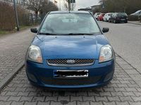 Gebraucht Ford Fiesta 69 PS (50 kW) 2007 Blau Kleinwagen