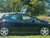 Gebraucht Peugeot 308 Premium 120 PS (88 kW) 2011 Schwarz Kleinwagen