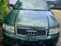 Używany Audi A4 101 KM (74 kW) 2001 Zielony Sedan/Limuzyna