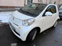 Gebraucht Toyota iQ 68 PS (50 kW) 2010 Weiß Kleinwagen