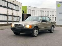Gebraucht Mercedes 190 72 PS (52 kW) 1988 Gelb Limousine