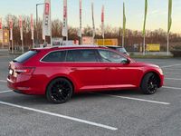 Gebraucht Skoda Superb Ambition 190 PS (139 kW) 2019 Rot Kombi
