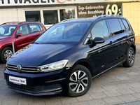 Gebraucht VW Touran Active 150 PS (110 kW) 2022 Schwarz Van / Kleinbus