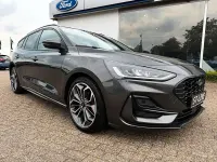 Gebraucht Ford Focus ST-Line 155 PS (114 kW) 2022 Grau Limousine