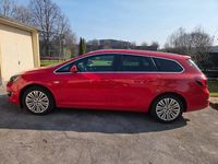 Gebraucht Opel Astra Exklusiv 170 PS (125 kW) 2014 Rot Limousine