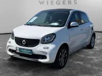 Używany Smart ForFour Passion 71 KM (52 kW) 2017 Biały Hatchback